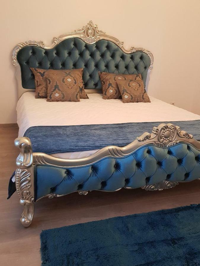 Casa Piri Hotell Anina Exteriör bild